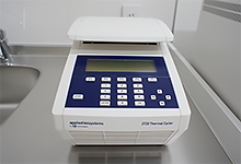 PCR検査装置（遺伝子検査装置）